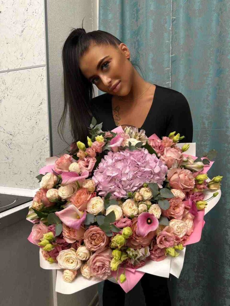 Anika-with-flowers
